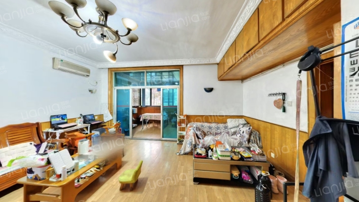 万隆花园二手房实景图