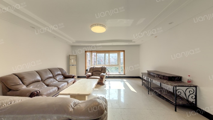 嘉福西苑二手房实景图