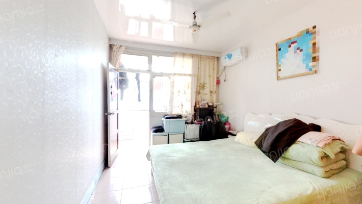 卫岗小学宿舍二手房实景图