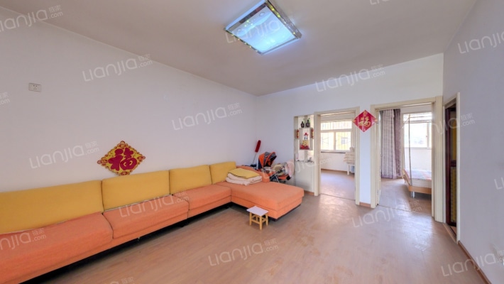 西山大学生公寓二手房实景图