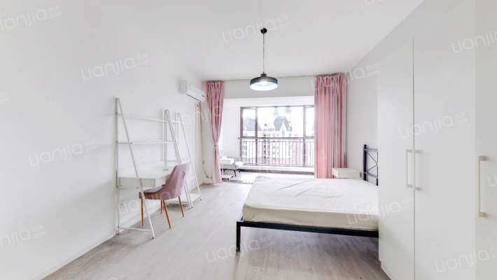 中德英伦世邦J区二手房实景图