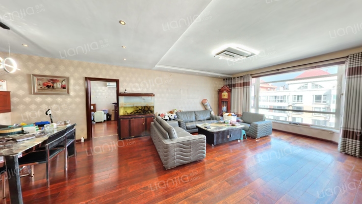 龙力天润苑二手房实景图