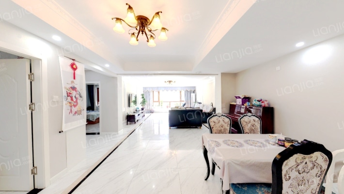 水晶湾二手房实景图