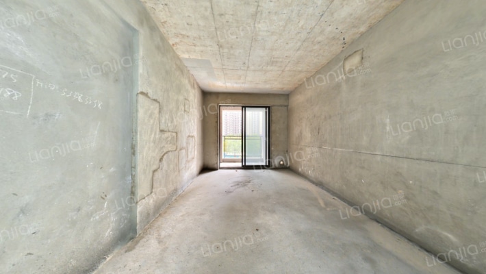 德威花园城二期二手房实景图