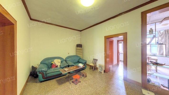 金龙岗39号二手房实景图