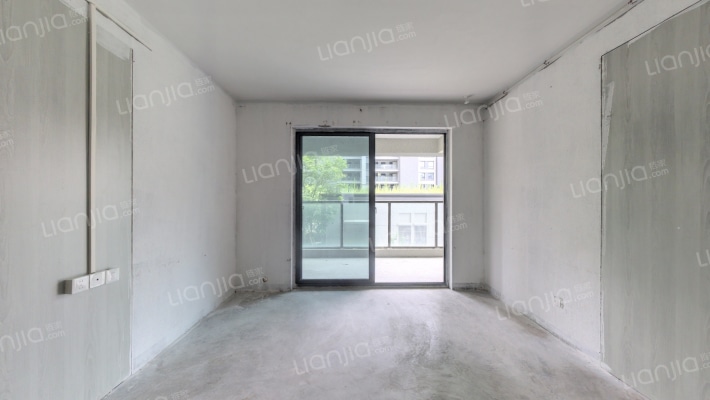 九龙家苑五期二手房实景图