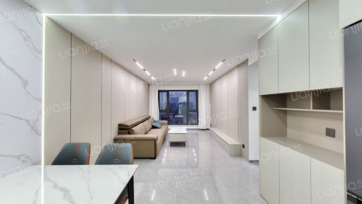 吾悦华府B3二手房实景图