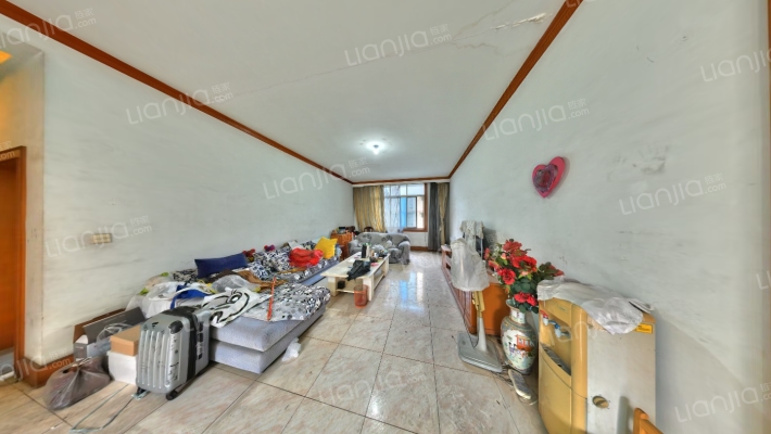 毕生路62号二手房实景图