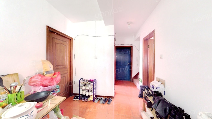 新鹿花苑二手房实景图