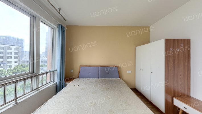 景致公寓二手房实景图