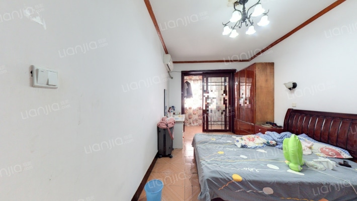 十二桥路34号二手房实景图