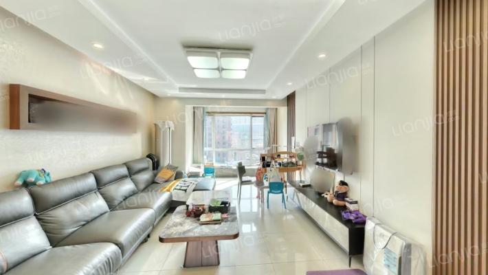 阳光港湾二手房实景图