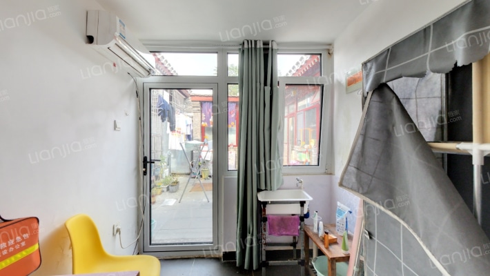 西壁营胡同二手房实景图