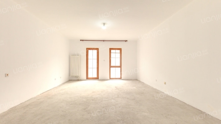 蓝岸丽舍五期二手房实景图