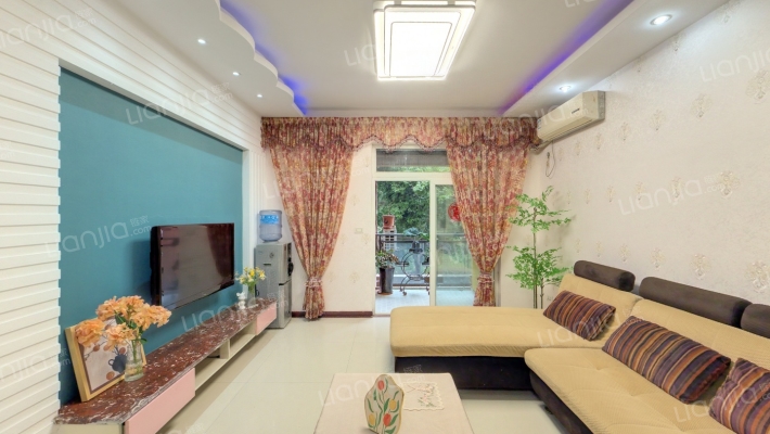 鹏运左岸二手房实景图