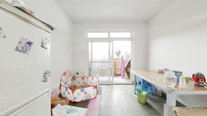 东方新家园南区二手房实景图