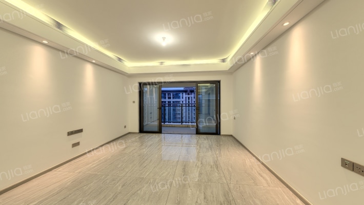 世荣尚观二手房实景图