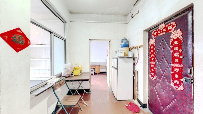 电子乐器宿舍二手房实景图