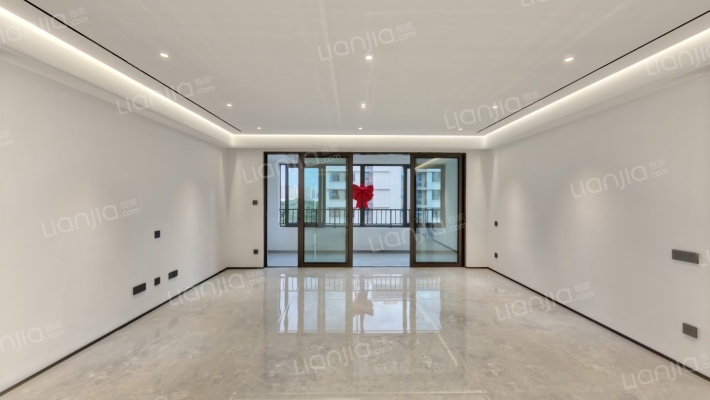 保利天汇二手房实景图