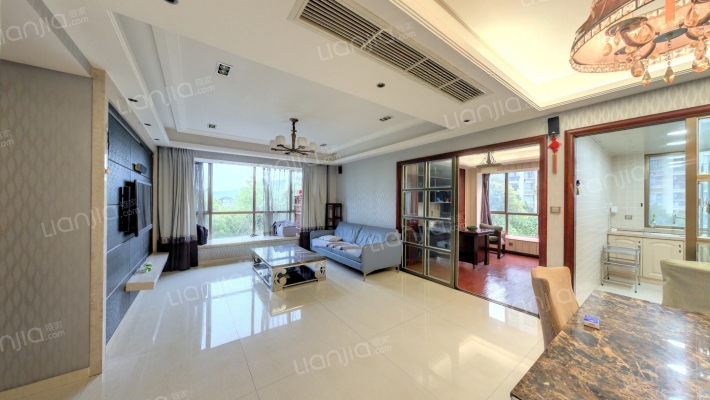 新龙公寓二手房实景图