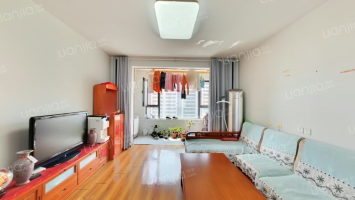 荣盛华府二手房实景图