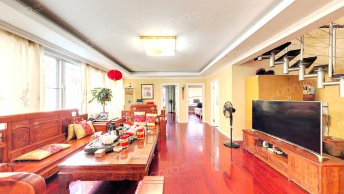 天溢小区二手房实景图