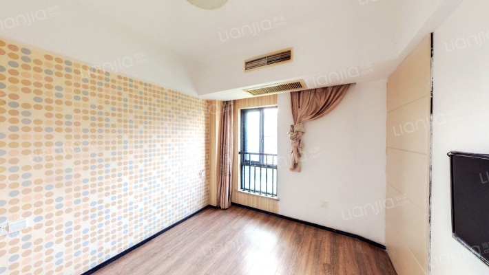 中央风景二手房实景图