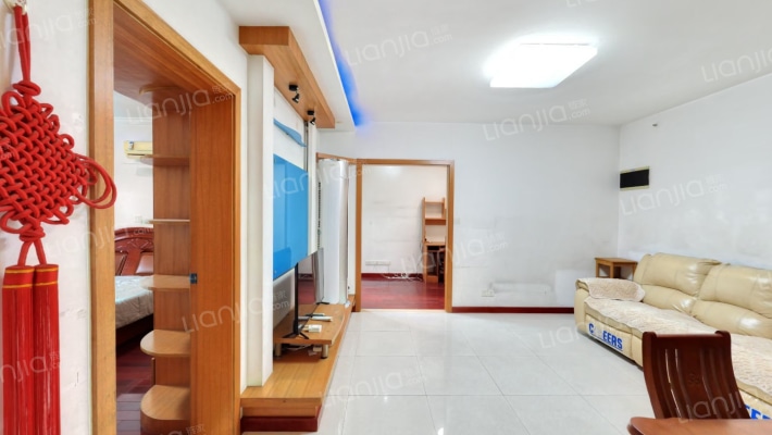 银城东苑西华苑二手房实景图