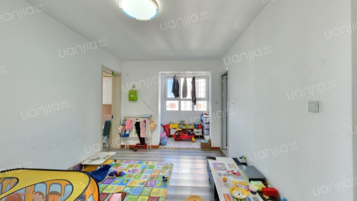 顺通家园二手房实景图