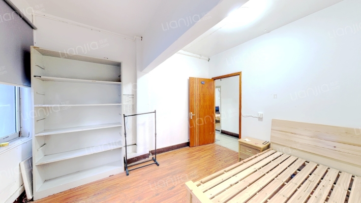 藕芽池底二手房实景图