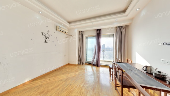 南国悦公馆二手房实景图