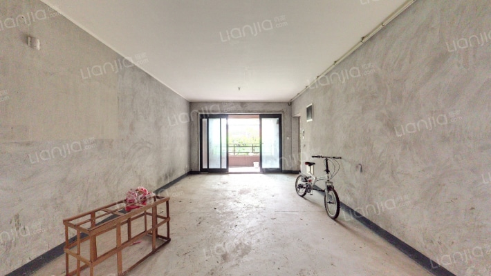 万科悦湾南区二手房实景图