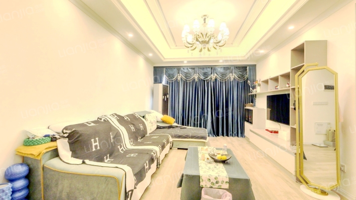 公园一号小区二手房实景图