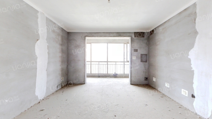 泊龙湾二手房实景图