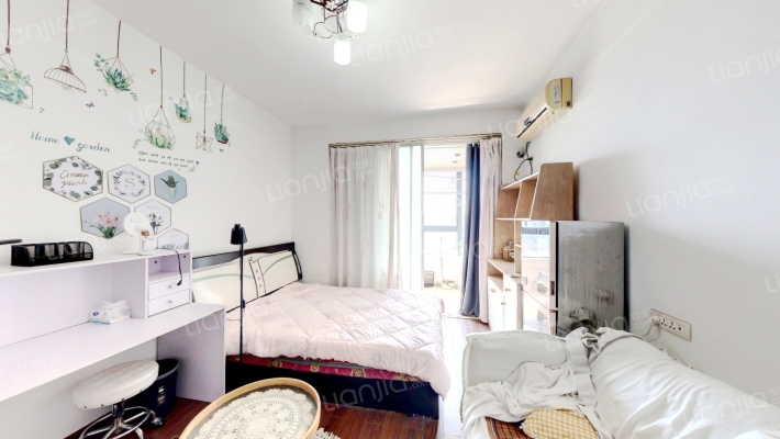 华庭现代城二手房实景图