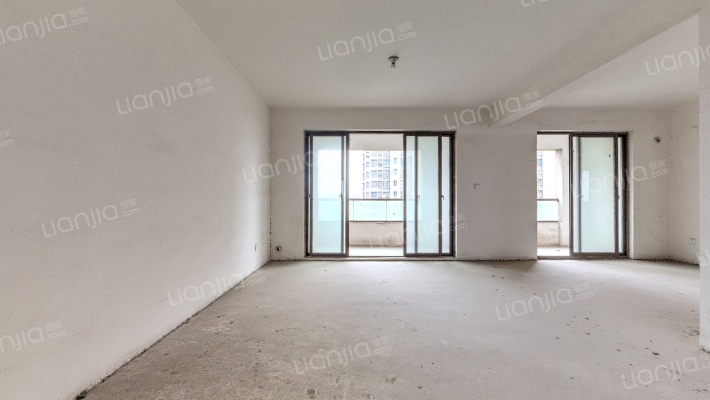 玖隆花苑二手房实景图