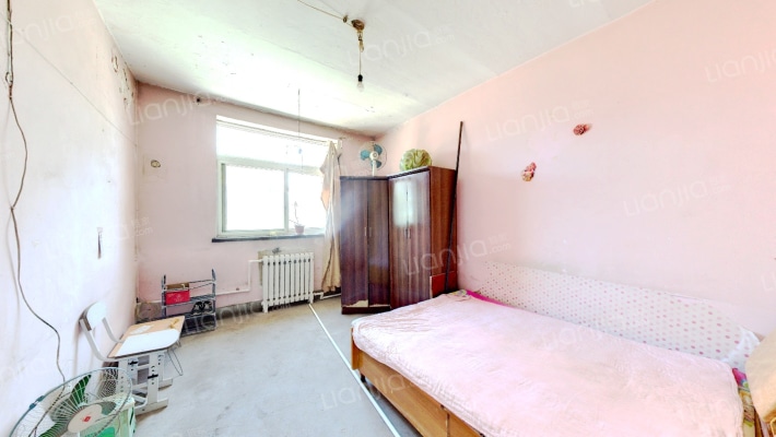 山西四建新屯巷院二手房实景图