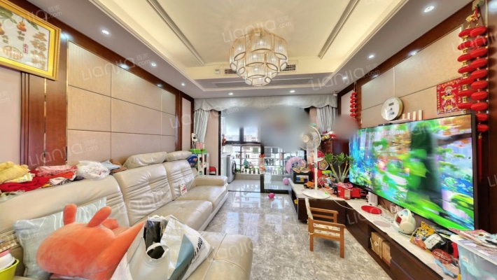 恒大名都二手房实景图