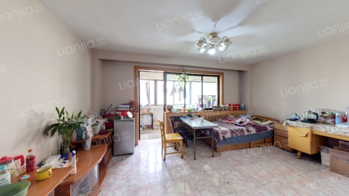 轮胎厂家属院二手房实景图