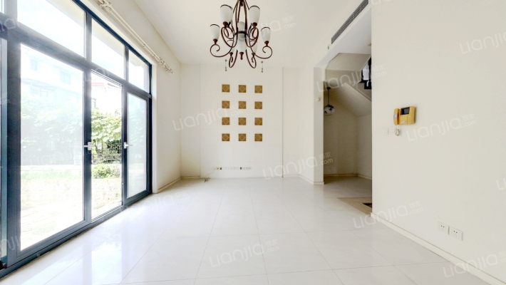 阳光欧洲城别墅(四期)二手房实景图