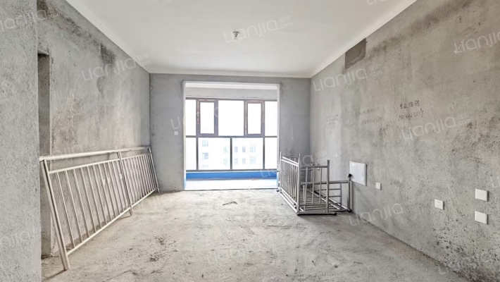 国控睿智城锦城二手房实景图