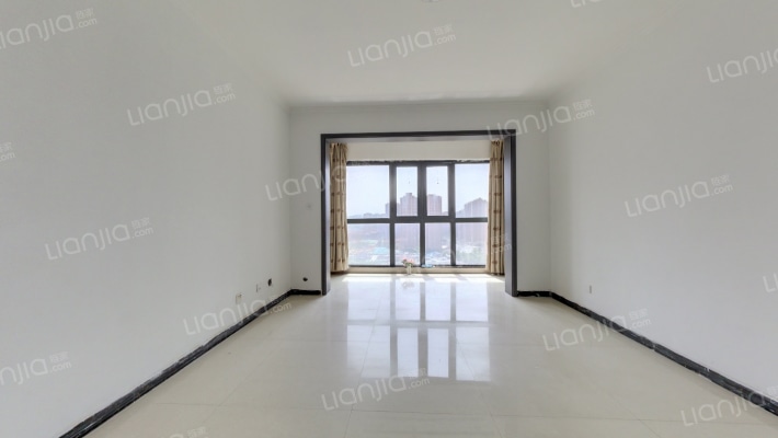 美景鸿城三期二手房实景图