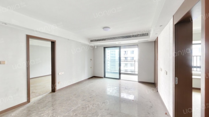 梦想麓隐天境二手房实景图