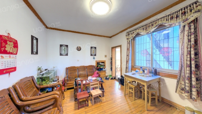 安利小区二手房实景图