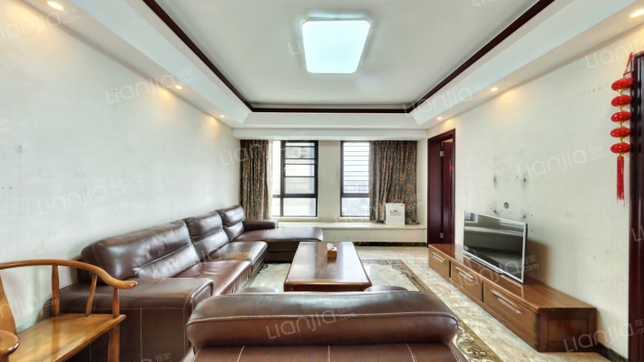 丽晶湾二手房实景图