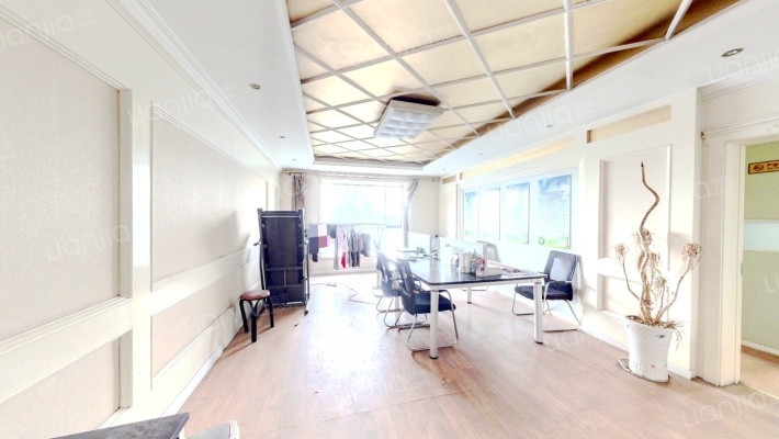 亲贤一品小区二手房实景图