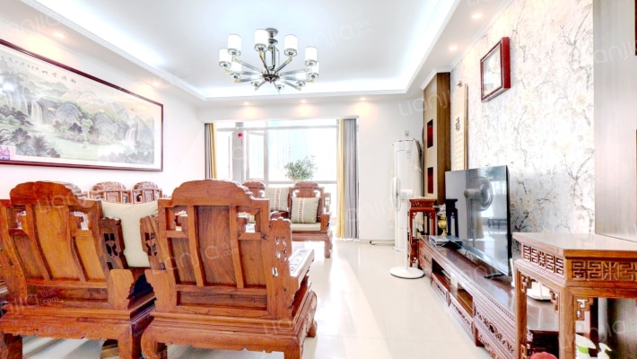 天悦龙庭一期二手房实景图