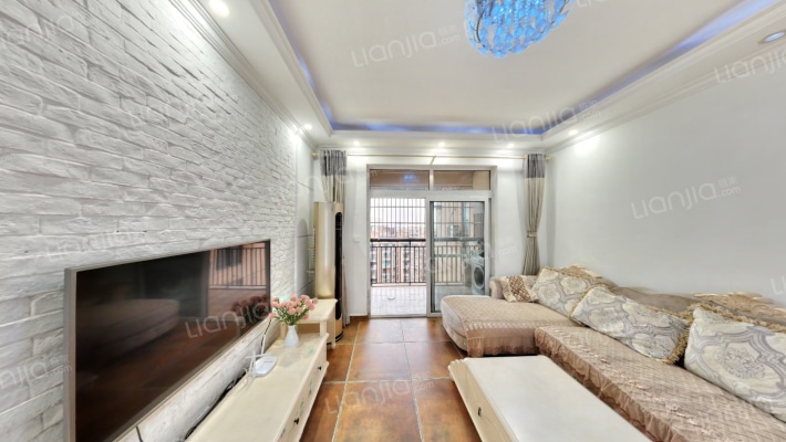 银翔翡翠谷B区二手房实景图