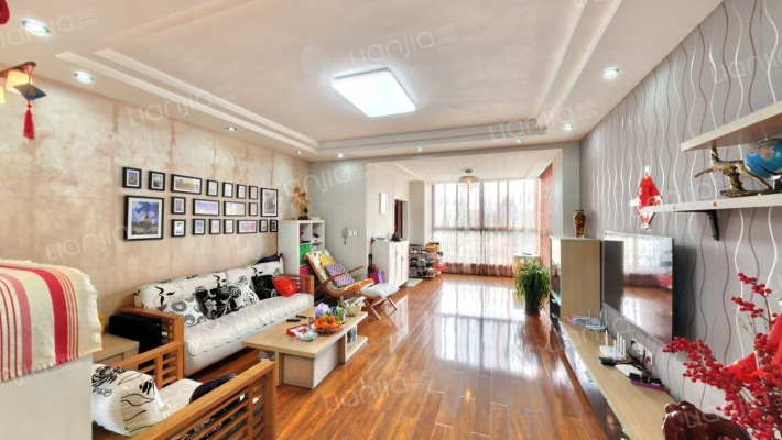 皇冠左岸西区二手房实景图