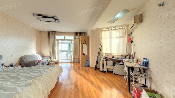 华庭公寓二手房实景图